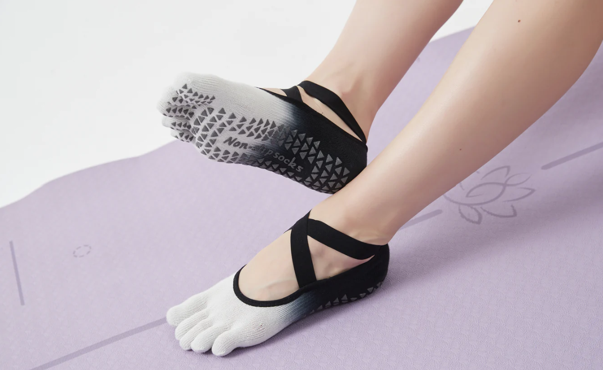 NATICORE Fitness GripFlow Yoga Socks